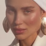 M A S H A   L O B A N O V A(@masha_lobanovaa)'s profile avatar