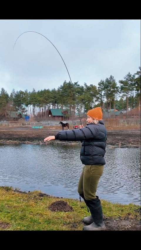 Коні, щуки, спінінг🐎🎣🤗 Атмосфера малої річки взимку та ловля щуки на джиг🎏🐟🥰
#fishing #spinning #azura #flagman #winter #pike #horse #anglerua #nature #naturelovers