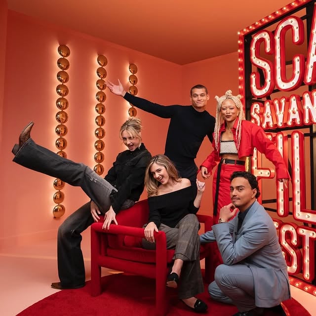 I got to learn so much from the incredible students at @scaddotedu and my fellow breaking big panelists. My face still hurts from smiling. special thank you to @emmaeliza and @gettyentertainment for photography <3 by @julia_butters