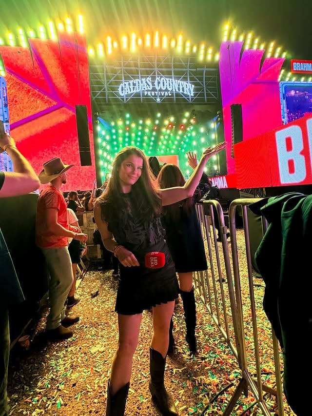 Tá, mas e o tanto que eu sou gigante? 😏🚀✨ by @michelirosa_