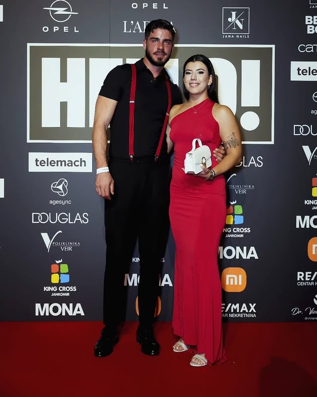 It's great to remember that crazy night ,a party of the year thanks to @hellomagazinecroatia ... @matea.josipovic and I were match with outfits ... Red like a ❤️ by @nikivranic