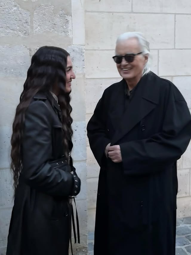 I met the legend @jimmypage 🤯Thank you @anndemeulemeester_official @stefanogallici by @joanthiele