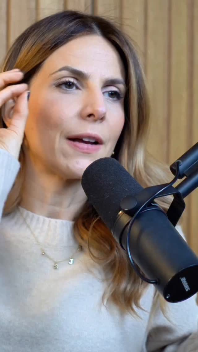 ♥️ Ascolta la riflessione completa sul Podcast Dear Alice (episodio del 30 dicembre 2025 “Se vuoi crescere davvero nel 2026 devi ascoltare questo”) disponibile su Spotify.