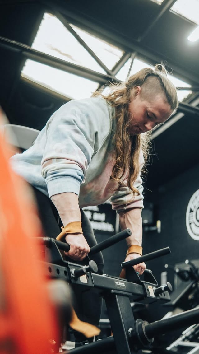 Anyone going through prep and finding it tough. You’ll want to listen to this ❤️.This is a snippet from the most recent YouTube video which is OUT NOW! Hit the link in my bio and subscribe for more content coming up in the future!.Fuelled by @tbjpnutrition - sara10Clothed by @tbjpclothing - sara10Fixed by @coaperform #fitness#womansphysique #lovethehustle #wbb #bodybuilding