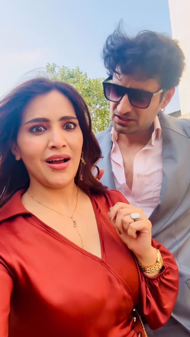 Ab PS4 and russian bhi main dilaun😡😡😡😡😡.... (couple memes, golddigger, funnyreels)#ankitabhatt #couplegoals❤ #funnyreels #explore #fypRelatable😂😂😂? by @ankitabhattofficial