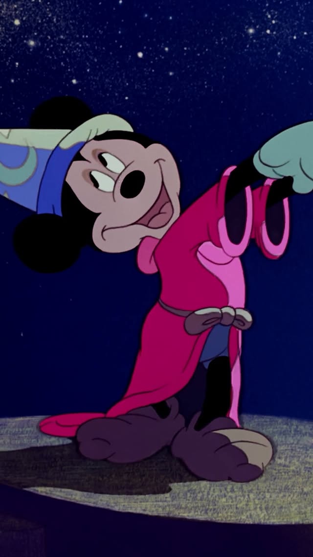 Magic can happen in your dreams 🌙 Fantasia is streaming on @DisneyPlus