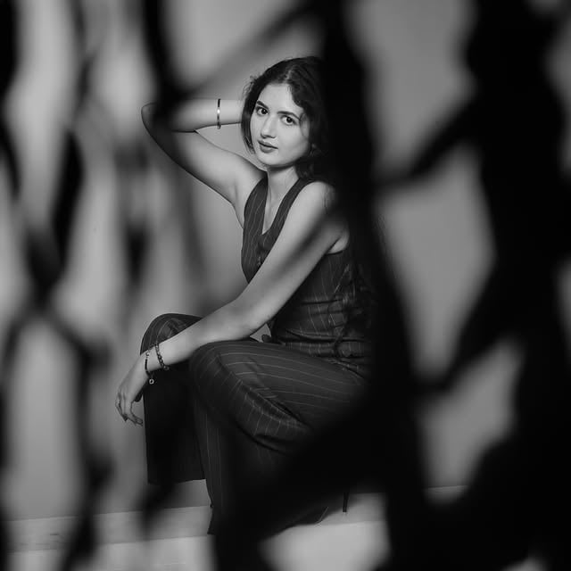 If I were me, I’d stare too….....Execution and styled by:- @krearemediaOutfit:- @darlpha.silhouettesShot and Edited by:- @drkpictures_ Glam by:-@makeoverbyranjitajain#HarshaaliMalhotra #EditorialShoot #BlackAndWhitePhotography #MonochromeMagic #FashionEditorial Monochrome • Chic styling • Pinstripe outfit • High fashion • Moody frames • Minimal aesthetic • Glam shoot • Artistic portrait • Confident energy • Vogue inspired • Modern muse • Elegant vibes • Statement look • Fashion editorial • Soft glam • Cinematic mood • Classy aesthetic • Styled shoot • Creative direction • Luxury fashion • Timeless beauty • Bold feminine energy • Fashion content by @harshaalimalhotra_03