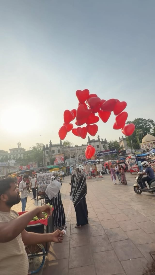 Lush Life at Charminar is new levels of cringe😝Love cringe😝🕺.#dance #song #hyderabad #charminar #friends by @vinuthnaa_