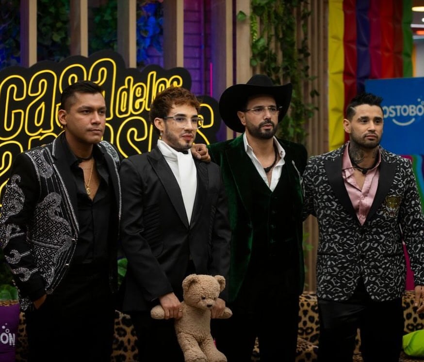 ¡Una noche para no olvidar! 😍🦊🏆 Los famosos y ustedes fueron testigos de una gala donde se cerró una temporada de La casa de los famosos Colombia que dejó romances, amistades, tensiones y momentos que quedarán grabados para siempre.👏 ¿Cuántos extrañan verlos en vivo 24/7?🤔 #lacasadelosfamossocol3
