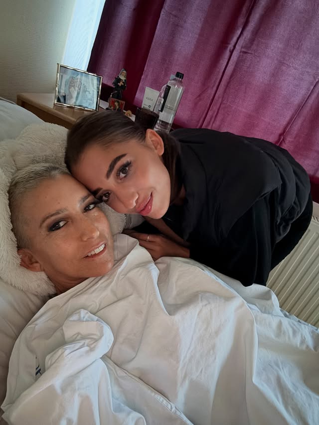 A Szeretet az egyik legértékesebb és legtisztább gyógyító erő , ami az univerzumban létezik. Nem kerül semmibe, csak érezni és éreztetni kell. Őszintén és tisztán❤️ Feltételek nélkül!
A legszerencsésebb embernek érzem magam, hiszen olyan önzetlen szeretetet kapok a családomtól a barátaimtól, a lelki segítőimtől, tőletek es az Onkológiai Intézet összes dolgozójától , amire nincsenek szavak! 
A fejlődés fájdalommal és áldozatokkal jár, legyen szó bármiről! 
De ahogy Rafael Nadal mondta: 
“Csak akkor lehet valaki igazi nagy Bajnok , ha nagyon nehéz dolgokat is véghezvisz!”

Bárhol is vagy a világban és bármilyen nehéz feladatot görget az utadba az élet tudd, hogy NEM vagy EGYEDÜl!
Kapcsolódj  mindig a JóIsten es az Angyalok óvó, szeretettel teli fényéhez🙏 Mert itt vannak és segítenek! 
Kérd és megadatik! 
És soha ne engedd, hogy a félelmeid legyőzzenek, mert az erő , a teremtő erő ott van benned, itt él bennünk és csodára képesek❤️
Szeresd és bátorítsd azt a csodálatos kicsi embert, aki benned él, a kicsi énedet , akinek a legnagyobb szüksége van Rád!
Soha ne engedd el a kezét! Mert a legnagyobb luxus lemondani önmagadról!
Nagyon szeretlek Titeket! Köszönöm a rengeteg üzenetet!
Hétfő és a kedd volt a mélypont fizikailag és lelkileg is, de túl vagyok rajta! Fokozatosan tér belém vissza a “Réka energia”❤️
Holnap már haza mehetek🙏

Szeretlek Titeket nagyon! Meg fogok gyógyulni! Hiszem és tudom🙏❤️

/ui: a virágokat nem lehetett a kórteremben hagyni, de otthon várnak🎀/