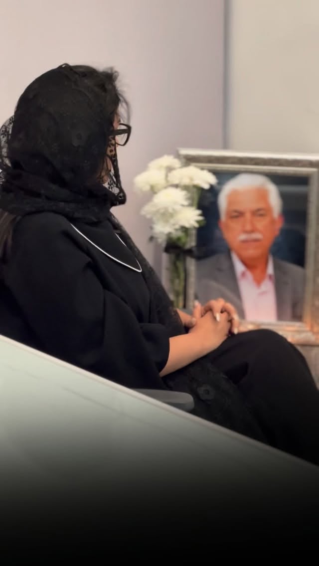⁨ جانا زفراق تو این محنت جان تا کی دل در غـم عشــق تو رسوای جهانـ تا کی چون جان و دلم خون شد در بند فراق تو بر بوی وصال تو دل بر سر جان تاکـی⁩ by @eeva_clinic