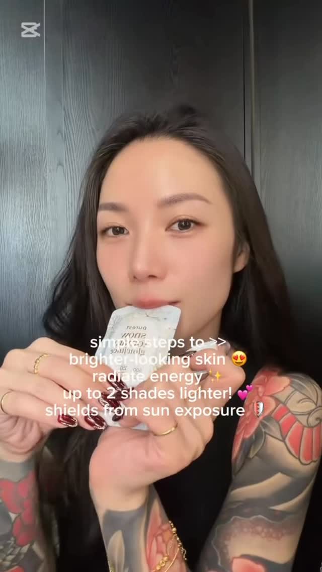 @thepurest.co ✨🍅 Snow Tomato Glow Juice has been my daily glow secret 🤍✨Skin looks brighter, clearer, and more radiant from within 🌟🍅💫That healthy, lit-from-within glow? We love to see it 😌🫶🏻✨ by @janejaneey