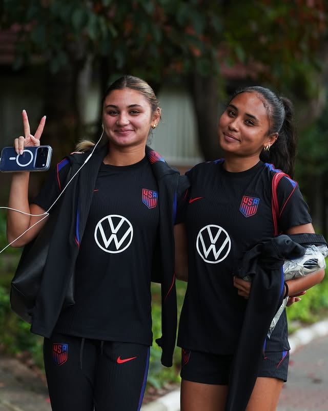 Sister, sister 🤝 by @uswnt