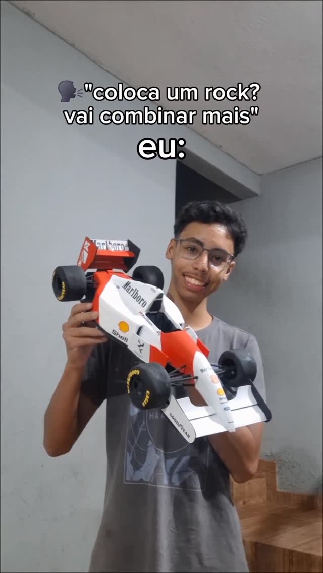 E num é que ficou daora 😂🎵#carros#f1 #ferrari #artist #song by @hugo_cs25