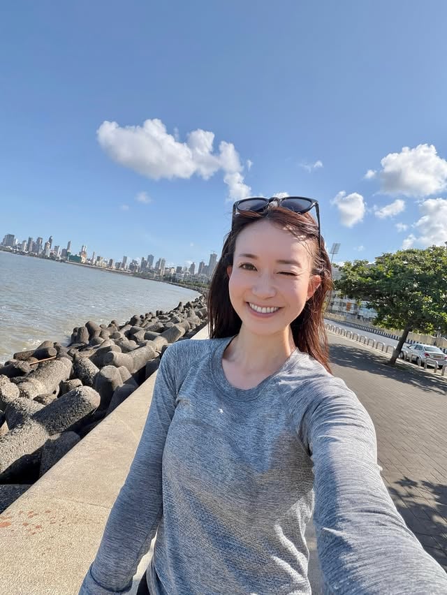 Already missing my morning runs in India🇮🇳I’m definitely coming back next year!I’ve completely fallen in love with India.インドでの朝ランが恋しい🤤手放しにおすすめはできないけどわたしは魅了されてしまったインド🇮🇳初インドなら南から行くべし！と言われる理由がよくわかるくらいヴァラナシやデリーとはまったく違ったムンバイ！わたしはヴァラナシやデリーのいわゆる北インドが初インドだったけど、そのおかげでインドを好きになったのでこればかりは人によるのだけど☺️🫶🏻💗インド人は外国人と話すのが大好きなのでたくさん話しかけられるので寂しさもない！！(これは何人ものインド人が言ってた！)また来年も行くぞーっ✈️今日も楽しくハッピーに🏃‍♀️他の投稿はこちらから▷ @hasegawatomoka #やりたい事は全部やる by @hasegawatomoka
