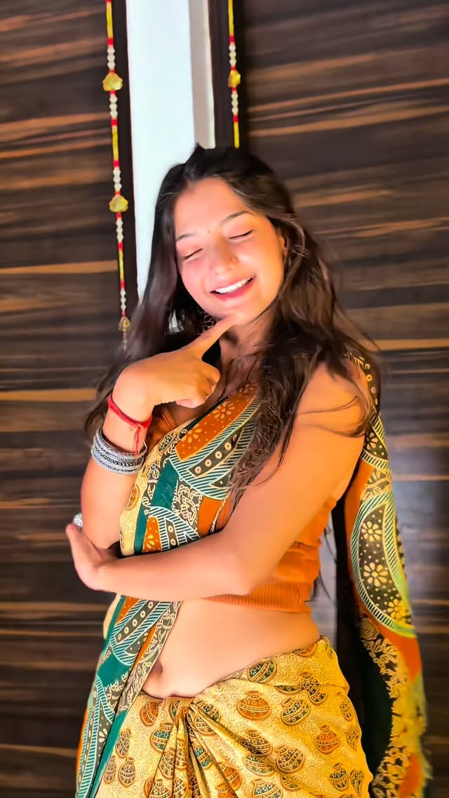 🙈🤎 @khushi455_ 
-
-
#khushi455_ 
#viral #trending #dance #bhojpuri