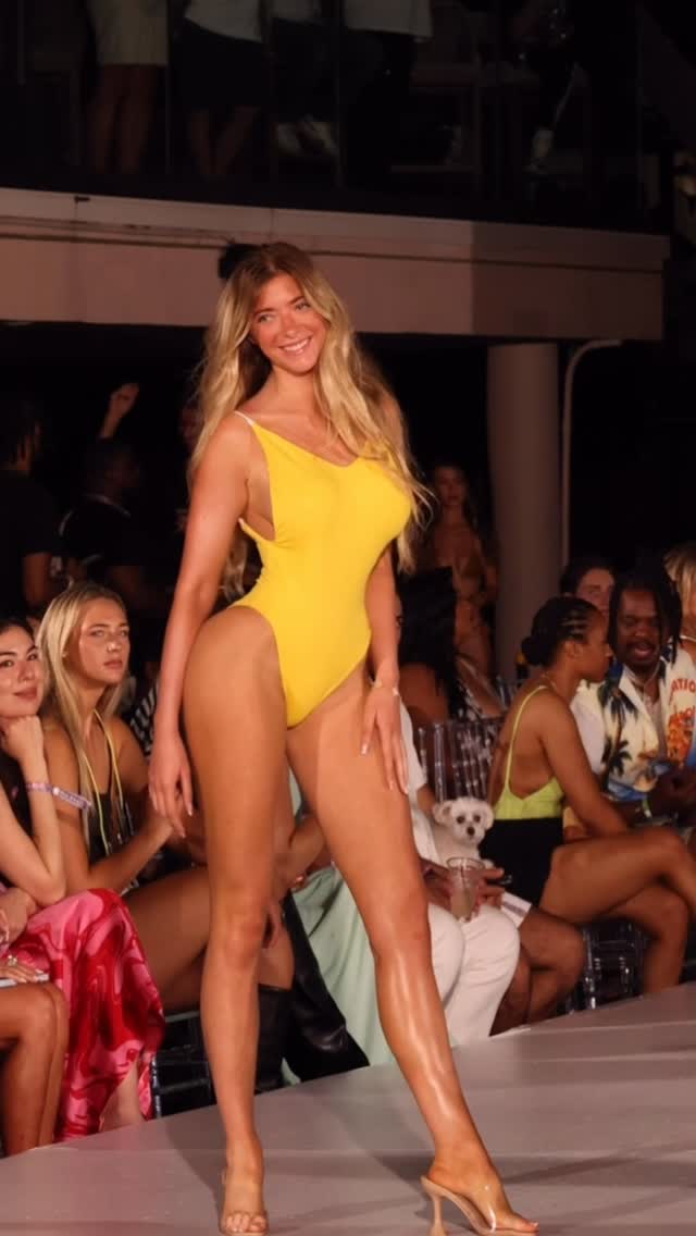 first runway show of miami swim week!! @veveswim
