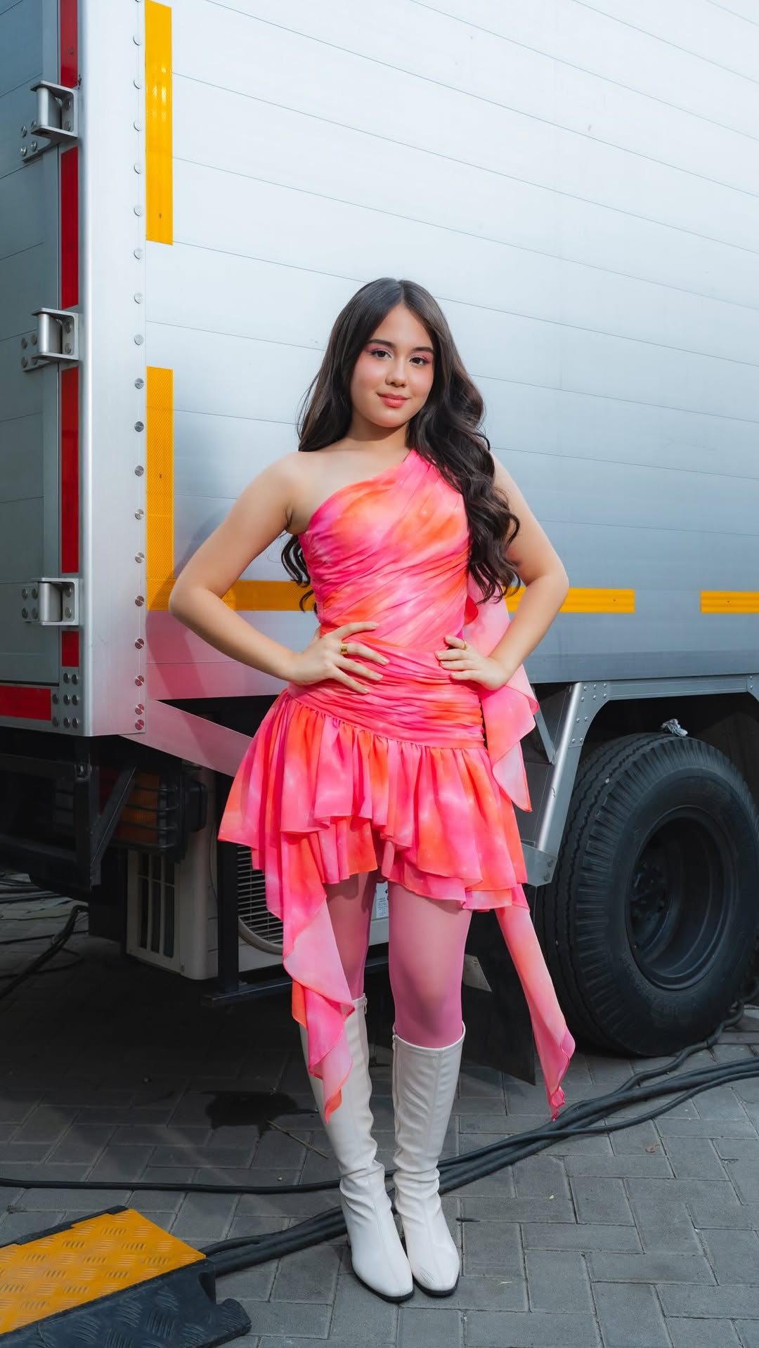 SCREAMINGGGG @nicole_rossi_ 😭🎀✨

Our second time being trusted to dress our favorite doll! And today.. we got to make Nicole Rossi’s concert outfit!!!🌼💗🎶

Thankyou @fherriioo @vinkihanafi for trusting Sugar!