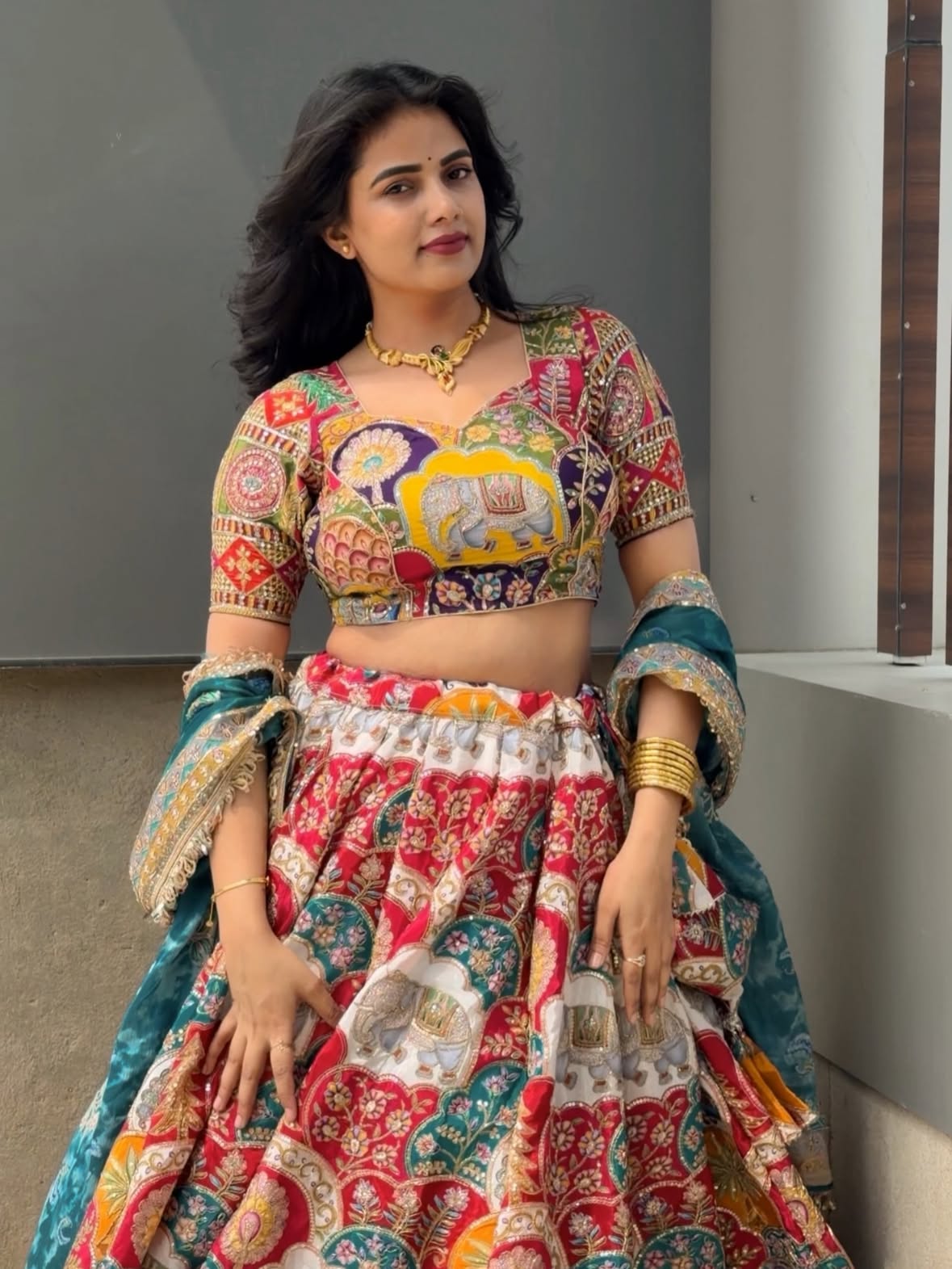 Outfit from ~ @radhikabuticnkt 

#neeruofficially #viralsong #trending #post