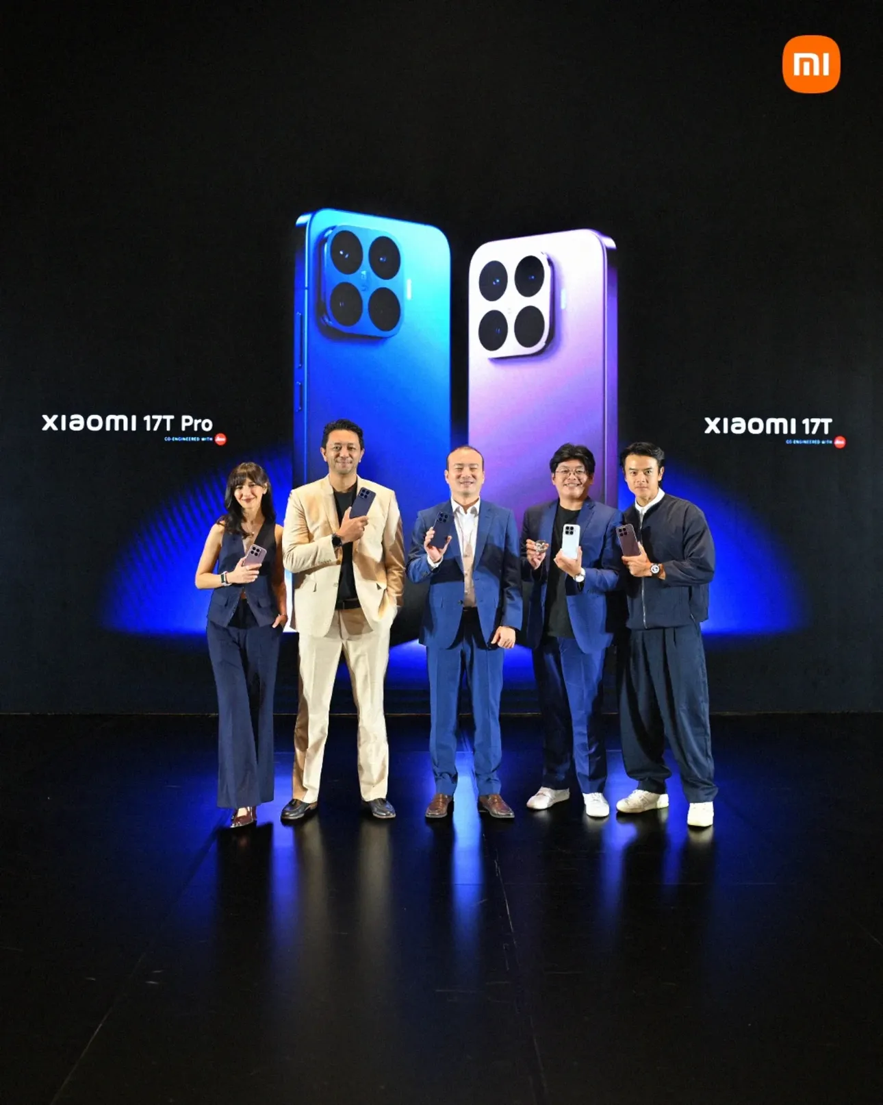 Xiaomi 17T Series resmi hadir di Indonesia, menandai langkah baru dalam menghadirkan pengalaman mobile fotografi yang lebih berkelas dan teknologi yang lebih seamless

Bersama @sheiladaisha dan @dionwiyoko, yang juga memperkenalkan rangkaian Xiaomi Wearables terbaru dari Xiaomi Indonesia, Xiaomi Watch S5 (46mm), Xiaomi Buds 6, dan Xiaomi Smart Band 10 Pro, yang dirancang untuk melengkapi setiap aktivitas dengan konektivitas yang semakin intuitif.

Siap menyambut first sale pada 6 Juni 2026?

#Xiaomi17TSeries
#XiaomiIndonesia