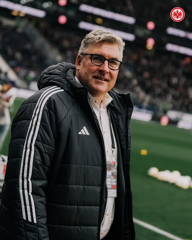 Bis 2031: Eintracht Frankfurt bindet Axel Hellmann 🤝Der Aufsichtsrat der Eintracht Frankfurt Fußball AG hat einen neuen Vertrag mit Vorstandssprecher Axel Hellmann bis zum 30. Juni 2031 geschlossen.📲 Alle weiteren Infos dazu gibt's ab sofort auf eintracht.de und in der mainaqila-App. by @eintrachtfrankfurt