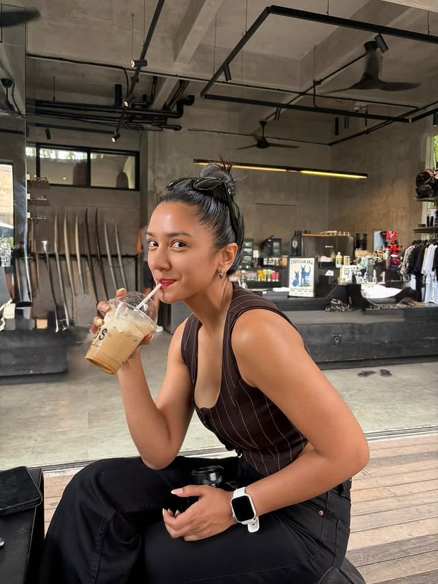 Kalau kata @ajkkelly the best almond milk latte..