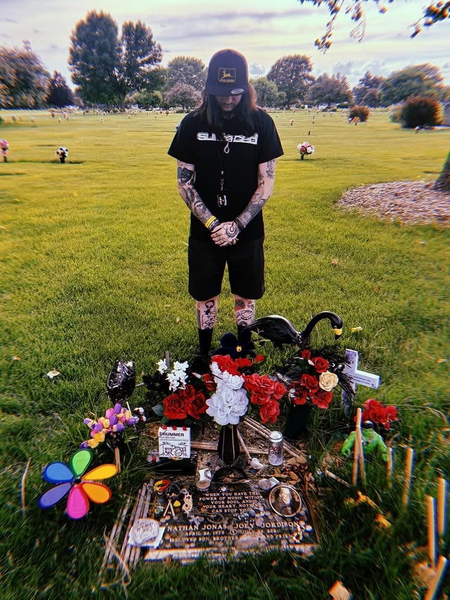 Visited Joey yesterday. Left him a bracelet and gave him 26 years worth of flowers that I owe him for my life. Number 1 forever.