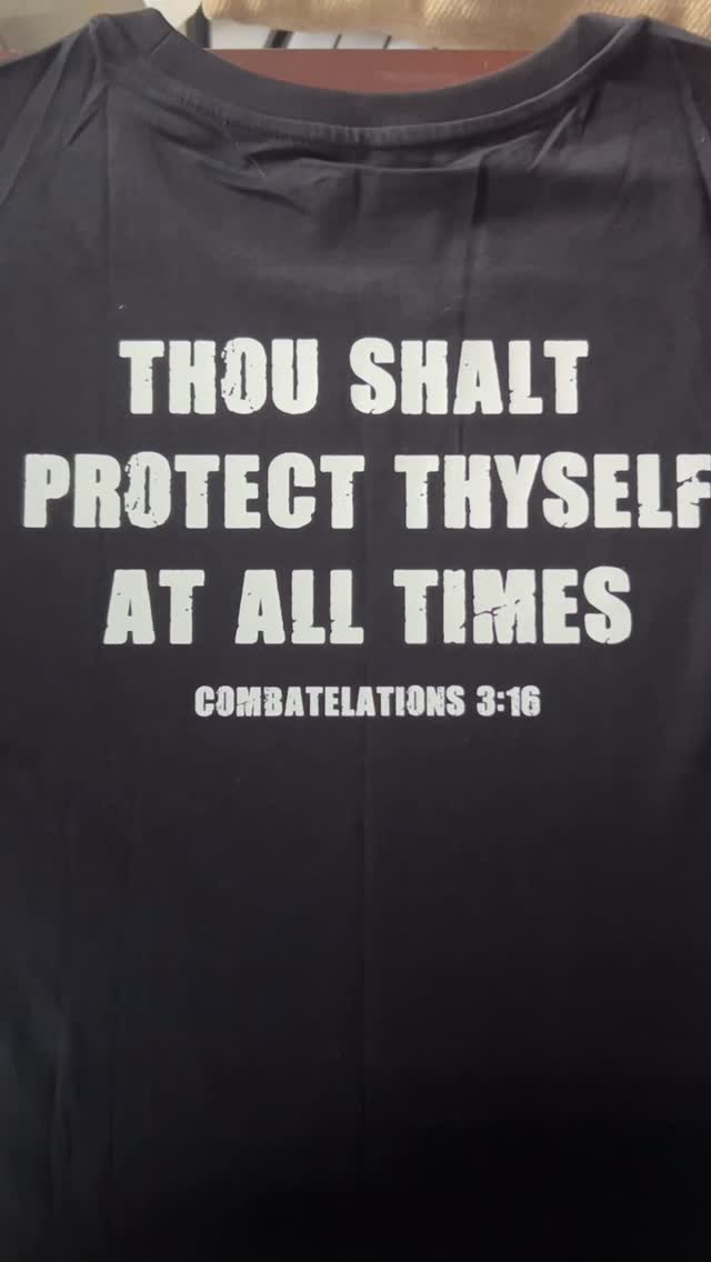 The first rule of combat: Protect yourself at all times! S/O to Grant M and Jose S for being the first people to purchase a shirt with the HNDZUPCHINDWN logo and the age old saying. Thanks for the support! I’ll keep the content coming and spreading knowledge with a comical tone #hndzupchindwn by @aeoxis