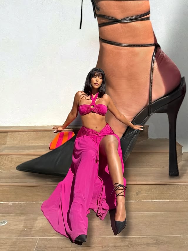 Pink to make the girls wink🎀🌸👛🩷 by @alarataneri