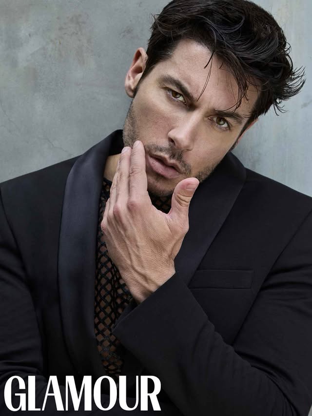Wishing everyone a good week! @glamourmag 📸@diegolarez