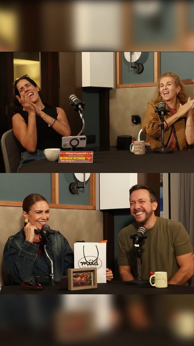 Hay cosas que no se dicen en voz alta. Se guardan, se cargan, se evitan.Pero a veces hace falta que alguien las nombre primero. 🤍En este episodio conversamos con Raúl @raulzuazor , parte del elenco de Amando a Amanda @amandoaamandalapeli, sobre la importancia de visibilizar la salud mental y hablarla con normalidad. Porque naturalizarlo es el primer paso. Y la historia de Amanda lo retrata con mucha responsabilidad y amor. Mira nuestro último episodio en nuestro canal. ¿Ya fuiste al cine?