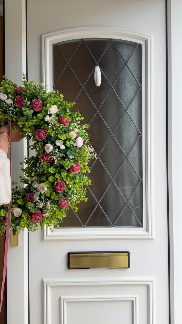 Sometimes all it takes is one beautiful detail….

Ad This is the Summer Cottage Garden Wreath from @magnoliabloom.co  It’s filled with soft blush roses, delicate florals and lush greenery, bringing all the charm of a blooming cottage garden to your doorstep.

I’m delighted to be sharing this stunning piece. It’s timeless, elegant and one of those finishing touches that instantly makes a home feel more welcoming.

Because sometimes it’s the simplest details that make a house feel like home.

#summerstyling #cottagegardenstyle #frontdoordecor #wreath #myhomestyle