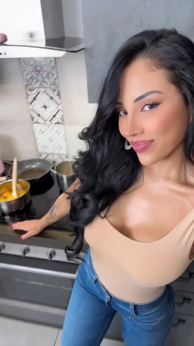 Your favourite cheffy👩🏽‍🍳🍝🍰