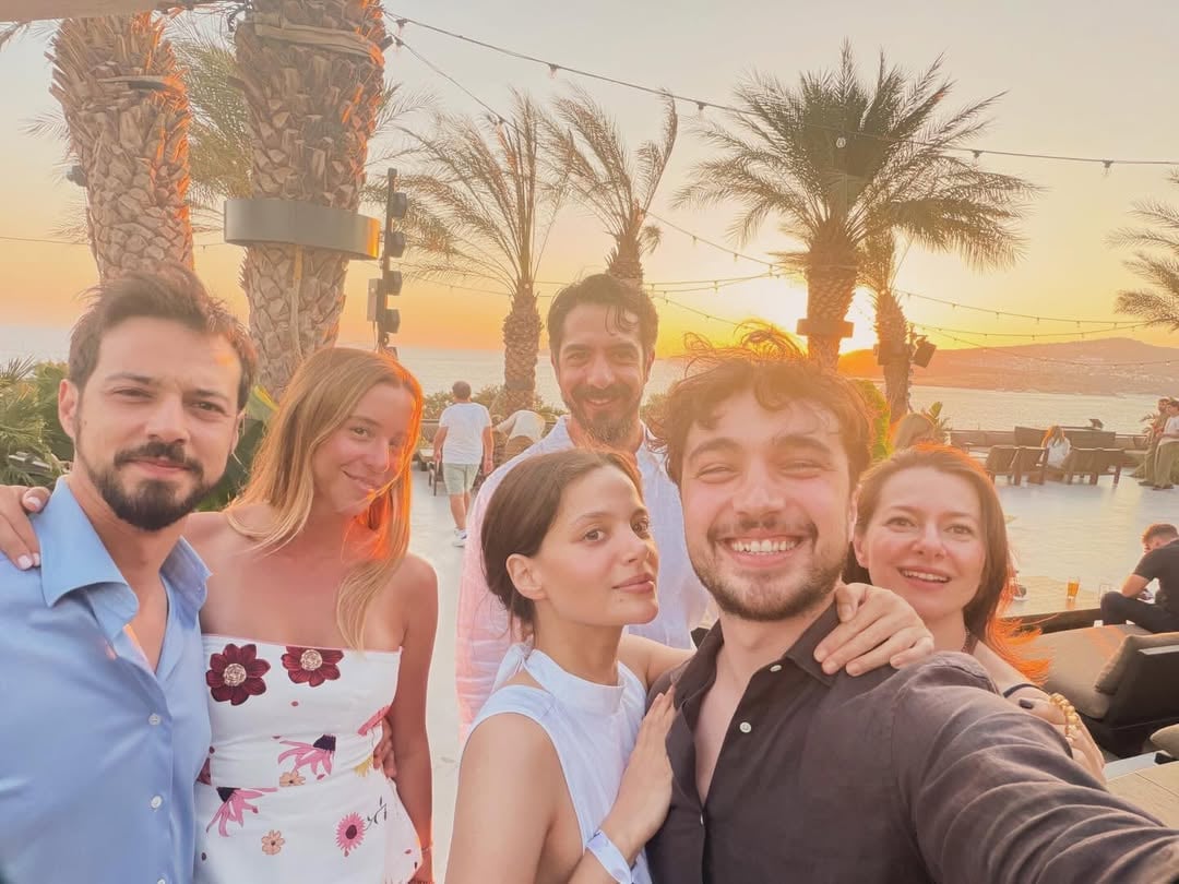 Summer 26’

@themarmarabodrum 
@effect.burson 
#davet