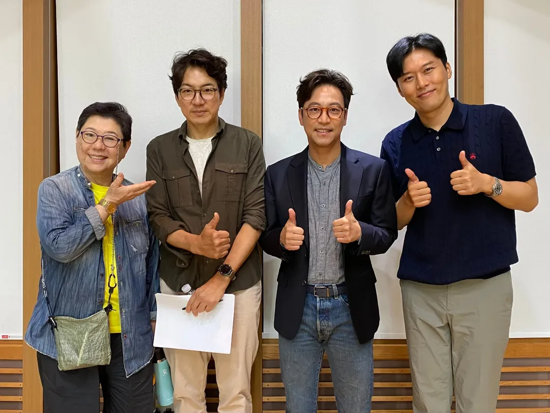 오늘은 뮤지컬 #헤이그출연 중인 #송일국 #오만석두분이 월요초대석을 빛내주심!#MBC여성시대 #양희은 by @heeun.yang13