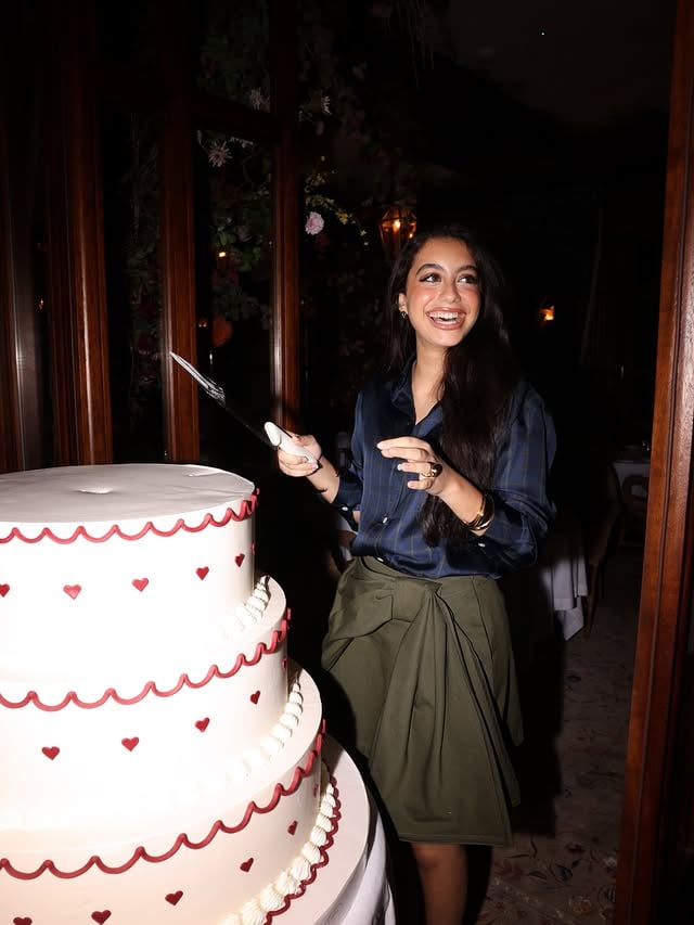 she’s twenty !!!!

the cutest most thoughtful surprise from my @bold_management family in Dubai 🫂🫀💟

feeling so so loved, thank you for all the birthday wishes !

and of course all in @dior @diorbeauty 

twenties here I come !!! ❤️‍🔥