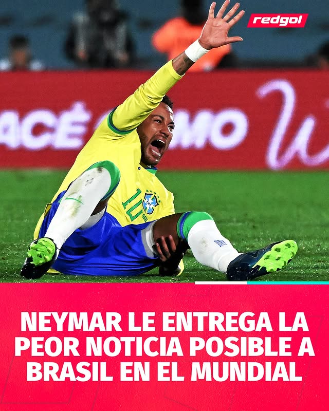 Ancelotti sufre 🇧🇷😱

Si bien el entrenador italiano le dio en el gusto a los hinchas y decidió convocar a Ney, ahora sufre con las mismas dudas que todos tenían: las lesiones. El atacante arrastra problemas físicos, los cuales tienen tiritones a todos los seguidores del buen fútbol.

La lesión grado 2 en la pantorrilla derecha de Neymar tiene con los nervios de punta a todo Brasil, pero finalmente ya se conoce la gravedad de este problema. Hay una mala y una buena al respecto.

La mala es que de acuerdo a UOL Brasil, Neymar no llegará al debut de su selección ante Marruecos este sábado 13 de junio, por lo que Carlo Ancelotti no contará con él en este complejo encuentro. Lo bueno, es que no tendría dificultades para decir presente en el resto del torneo.