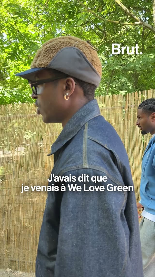 "J'avais dit que je venais à We Love Green avec mon chien, je suis venu avec mon chien."L'artiste bordelais @Aupinard s'est produit pour la toute première fois au festival parisien @welovegreen le 7 juin. En plus de son chien, Aupinard avait invité deux guests, @inocasablanca et @biancacosta. Il a profité de son show pour annoncer un concert au Zénith de Paris le 2 avril 2027.