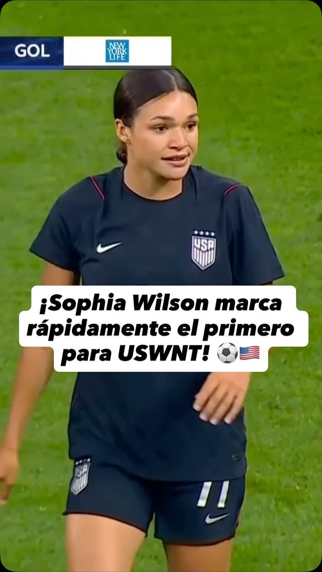 ¡GOLAZO TEMPRANERO! ¡YA LO GANA ESTADOS UNIDOS! 🇺🇸Sophia Wilson hace un “pase a la red” y pone arriba a @uswnt sobre Brasil ⚽️ #USWNTenTelemundo #USWNT #gol #futbol #soccer