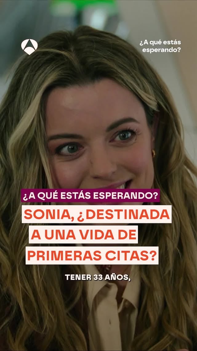 La defensa infalible de las hermanas Beched para conseguir que Sonia se vaya a Londres. ✈️🙏🗣️ "Por fin ha encontrado a un buen hombre que la quiere a pesar de sus malos hábitos".¿Lograrán convencer a Ingrid para que abra la puerta de embarque? 🫣¡Se acerca el desenlace de #AQuéEstásEsperando! ▶️ Y, recuerda, temporada completa ya disponible en @atresplayer. by @aria_bedmar