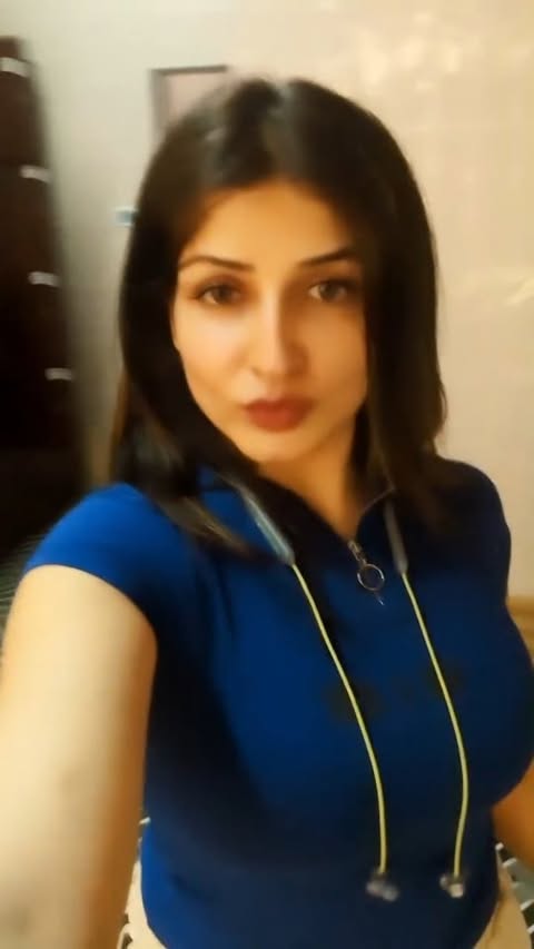 A woman's strength is quiet until the world gives her a reason to roar.✅

#fitness #haryana #gym #viral #reels