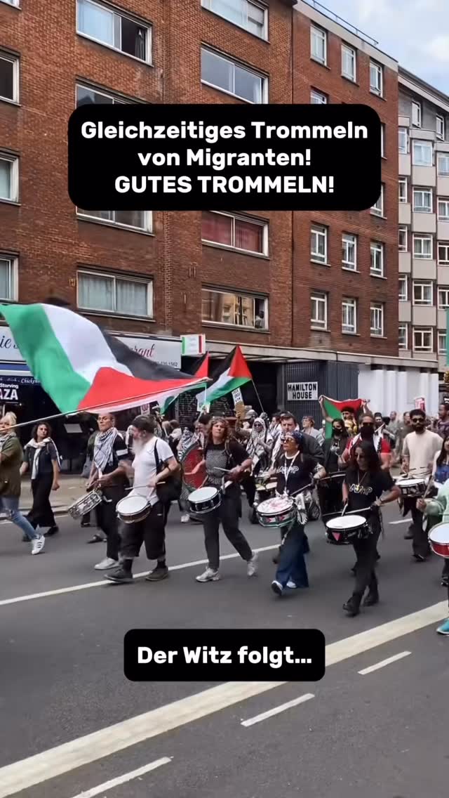 Merkt Euch. Es gibt gute Trommeln und es gibt böse Trommeln… #berlin #demo #afd #deutschland #merzmussweg