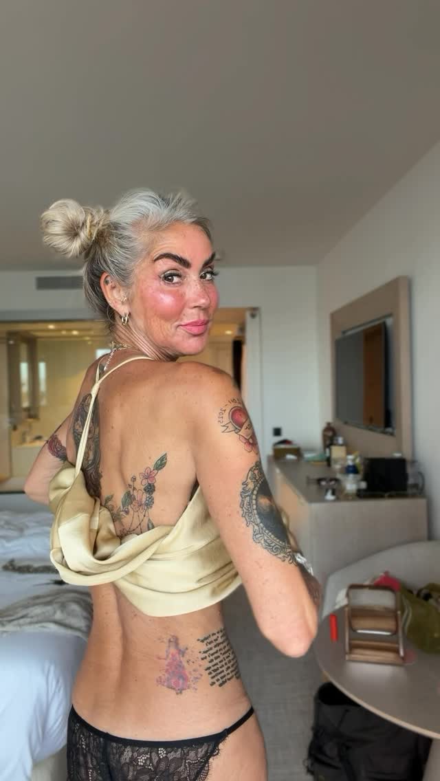 NIGHT 3

Hair was having a bad day .. obvs couldn’t see the back 😔

Today we are off to Illetas Beach for the day .. hoping there’s a breeze as it’s soooo hot but we are spending the day and early evening there and I’m excited as I’ve heard it very cool .. 

Simon on the mend thanks for all your lovely messages too . 

❤️❤️❤️Just putting the feelers out there at mo .. but if you would like to join me on a fantastic fashion adventure to Marrakech I will be hosting one in February 2027 @riadbotanica .. DM me and I will tell you more.. it’s in the planning stages 
but I can get you on a list as there are ltd spaces … ❣️

So this outfit .. 
gold top is last years Zara 
Trousers recent @thewhitecompany 
Flip flops @ilsejacobsen 
Belt @sach_atelier 
Bag @maxmara 
Stick on nipple covers @buub.shop ( have seen they are ceasing trading and have a huge sale on ) * prev ad 
Fish necklace @studio.plumo 
Fish choker @grainnemorton