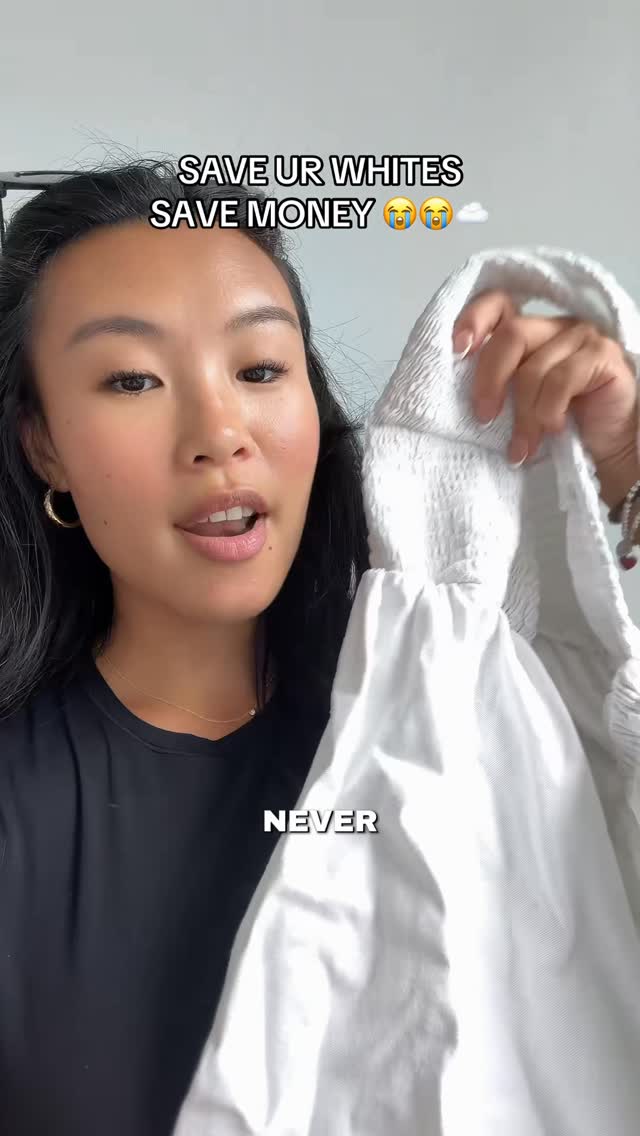 Hold off on throwing out your whites!! This is literally a game changer for me. I refused to throw out my whites but now I don’t have to 😭☁️ thank you @oxicleancanada #budget #money #laundry #clean #girly by @joyee.yangg