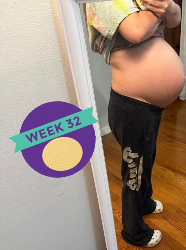 32 weeks pregnant today! Baby boy and I are getting closer to the finish line 🤰 #32weeks #pregnant #pregnancy #babybump by @mesmerisingmaternity