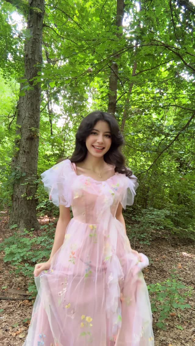 Maybe someday 💗🕊️

#reels #fashion #makeup #reelsinstagram