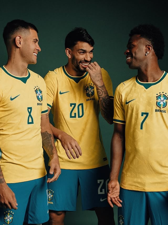 🇧🇷 A ÚNICA SELEÇÃO PENTACAMPEÃ MUNDIAL 🌟

#BateNoPeito 

📸 Sam Robles/CBF