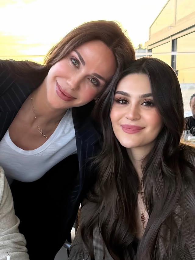 Benim güzel kızım🧚🏻‍♂️iyi ki doğdun🎂iyi ki benim kızımsın🙏🏻bu hayatta bana tahmininden çok şey öğrettin ve öğretmeye de devam ediyorsun🥹hep çok mutlu ol☘️hayat sana güzellikler getirsin🙏🏻seni dünyadaki her şeyden çok seviyorum❤️ @iremkutluay 🎂🤍