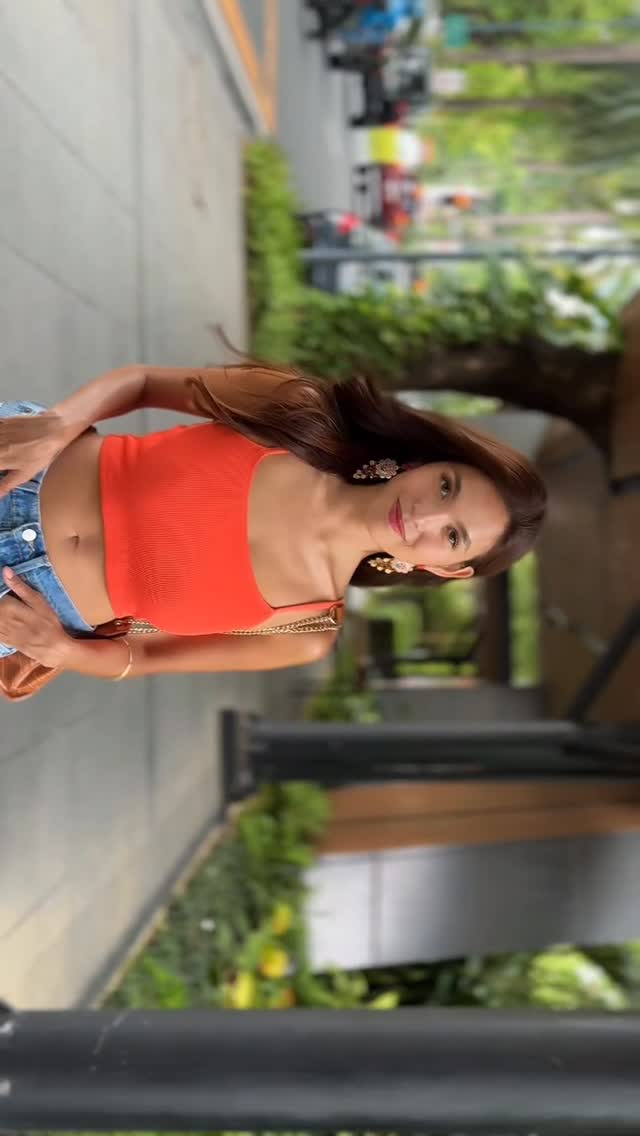 🧡 by @andreaetorres